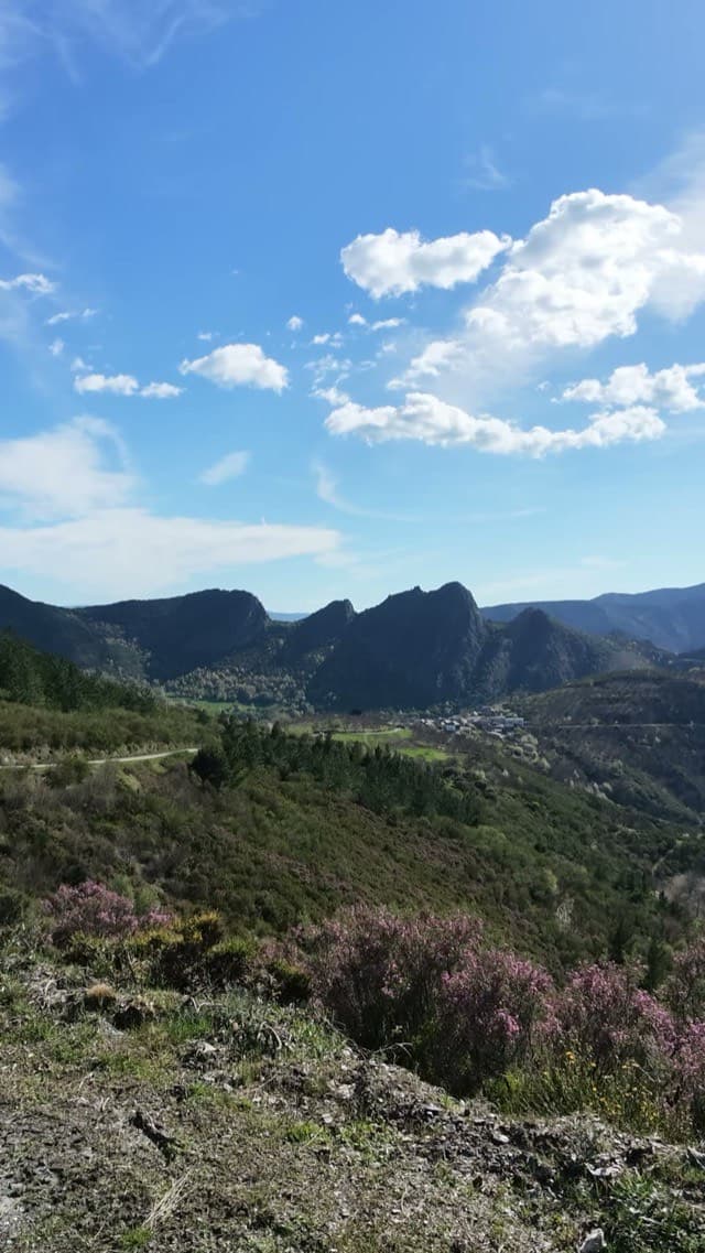 Valle de El Bierzo visto desde el aire